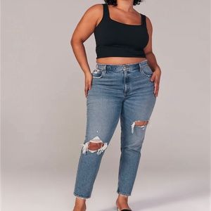Abercrombie & Fitch Ripped High Rise Mom Jeans Size 30/10R